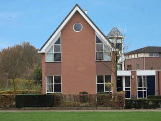 BETAALBARE WONING, Gradussen Bouwkunst & Interieurarchitectuur BNA BNI Gradussen Bouwkunst & Interieurarchitectuur BNA BNI モダンな 家