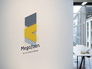 megafoon OFFICE & GALLERY, TRANSFORM 株式会社シーエーティ TRANSFORM 株式会社シーエーティ Espaços comerciais