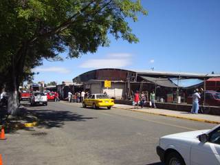 Remodelación Tianguis Regional Benito Juarez , Lobato Arquitectura Lobato Arquitectura