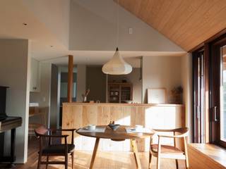 HOUSE IN CHIYOGAOKA, Mimasis Design／ミメイシス デザイン Mimasis Design／ミメイシス デザイン Moderner Fitnessraum Holz Holznachbildung
