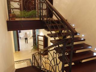 Коттедж в Новосибирске, ARHITEKTO ARHITEKTO Corredores, halls e escadas ecléticos
