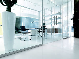 Glass evolution, Arredoufficio srl Arredoufficio srl Рабочий кабинет в стиле модерн