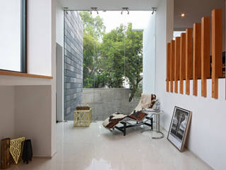 Ampliación de casa en Ciudad de Mexico - Casa BG, All Arquitectura All Arquitectura Pasillos, vestíbulos y escaleras minimalistas Vidrio Blanco