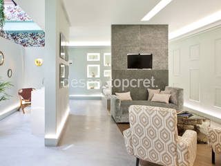 SALONES en Microcemento®, Topcret Topcret Classic style living room Grey