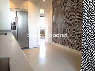 COCINAS en Baxab®, Topcret Topcret オリジナルデザインの キッチン 灰色