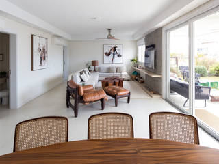 casa na praia, Mariana M Simoes arquitetura conceitual Mariana M Simoes arquitetura conceitual Minimalist living room