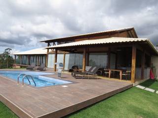 Casa no Cerro Azul, Repsold Arquitetos Repsold Arquitetos Country style pool Ceramic