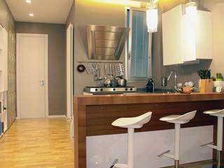 Nin House, Architetto Valentina Longo Architetto Valentina Longo Classic style kitchen