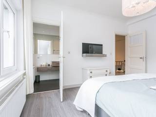 Privé badkamer, STUDIO KALTOFEN STUDIO KALTOFEN حمام