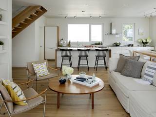 Margate Resilient Residence, ZeroEnergy Design ZeroEnergy Design Modern Living Room White