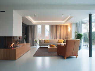 Restyling complete woning, VAN SCHIE ARCHITECTEN VAN SCHIE ARCHITECTEN Modern living room