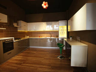 Space New Showroom, Space interior ideas Space interior ideas Cucina moderna