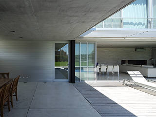 RSP House, Enrique Barberis Arquitecto Enrique Barberis Arquitecto Дома в стиле минимализм Бетон