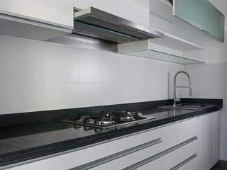 En Blanco y Negro, A3 Interiors A3 Interiors Minimalist kitchen Granite