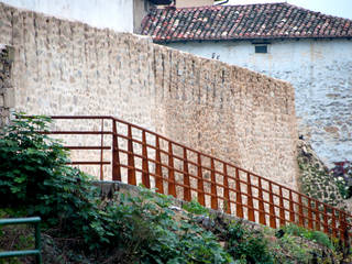 muralla medieval, rdl arquitectura rdl arquitectura Rustic style house