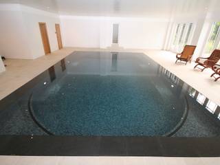 INDOOR POOL REFURBISHMENT No 4, Tanby Pools Tanby Pools Piscinas de estilo moderno Azulejos