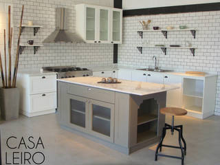 Nuevo Showroom en Escobar, CASA LEIRO CASA LEIRO Kitchen