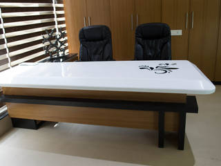 Office swapna srushti furniture, Swastik Swastik Рабочий кабинет в стиле модерн