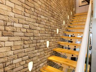 STAIR CASE homify Modern corridor, hallway & stairs Wood Wood effect