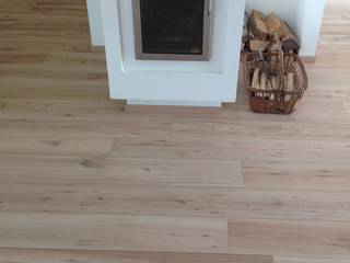 Tavolato e scala in olmo europeo, Magicolegno Magicolegno Living room Wood Wood effect