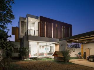 Ayutthaya House, Archimontage Design Fields Sophisticated Archimontage Design Fields Sophisticated