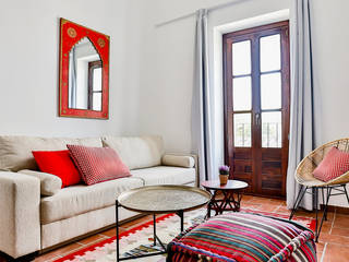 Edificio apartamentos turisticos Cordoba, StudioBMK StudioBMK Living room