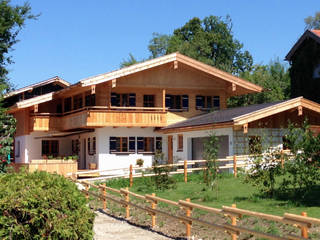 Häuser in der Wolfsgrube, w. raum Architektur + Innenarchitektur w. raum Architektur + Innenarchitektur Casas de estilo rural