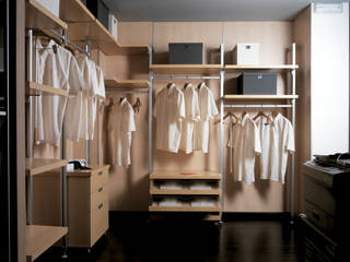 WARDROBE, Los mejores armarios fabricados al tamaño exacto de tus necesidades, WARDROBE WARDROBE Minimalist dressing room Chipboard