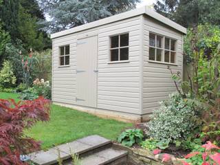 Superior Garden Shed, CraneGardenBuildings CraneGardenBuildings Garajes clásicos