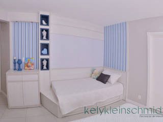 Quarto de casal com cama para o bebê, Kely Kleinschmidt Interiores Kely Kleinschmidt Interiores 모던스타일 침실 MDF
