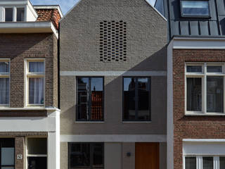 Wenslauer House, 31/44 Architects 31/44 Architects Modern houses