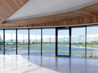 Swinhay House, Austin Design Works Austin Design Works Finestre & Porte in stile eclettico