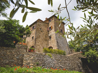 La casa monastero, Architetto De Grandi Architetto De Grandi Casas de estilo rural