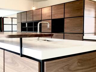 XL massief terrazzo keukenwerkblad, QUINT&RONGEN QUINT&RONGEN Nhà bếp phong cách tối giản