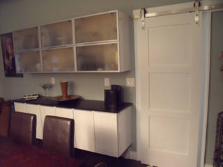 White Contemporary Kitchen, Kitchen Krafter Design/Remodel Showroom Kitchen Krafter Design/Remodel Showroom Modern Kitchen