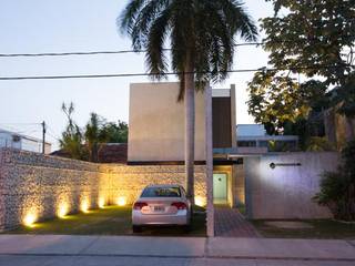C-DIEZ, ARKHAM PROJECTS ARKHAM PROJECTS Casas modernas