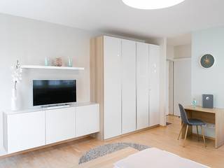 Kleine Wohnung mit viel Liebe zum Detail - Referenzprojekt, wohnly wohnly Salones de estilo moderno Madera Acabado en madera