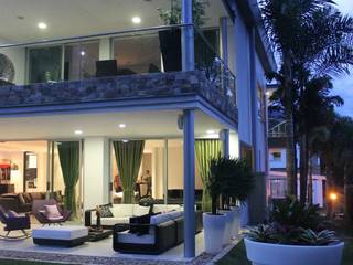 CASA ALAMOS, IngeniARQ IngeniARQ Modern balcony, veranda & terrace