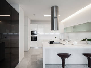 Surrounded by design, FABRI FABRI Kitchen White