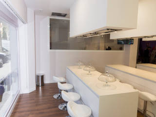 ESCUELA DE COCINA SALLY´S COOK - CIUDAD REAL, MIMESIS INTERIORISMO MIMESIS INTERIORISMO Commercial spaces