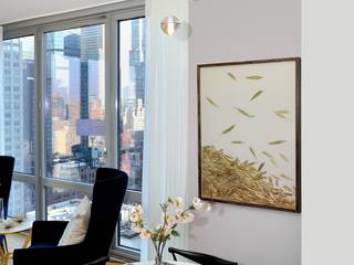 Apartment Remodel on West 52nd St., KBR Design and Build KBR Design and Build اتاق نشیمن
