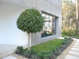 Habitação Unifamiliar - Aroeira, Jorge Lopes, LABORATÓRIO DE ARQUITECTURA Jorge Lopes, LABORATÓRIO DE ARQUITECTURA Nhà