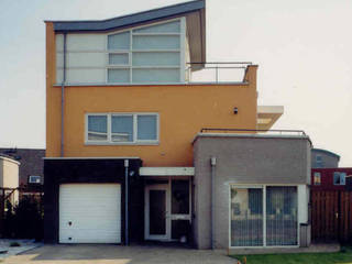 vrij staande villa's, G.L.M. van Soest Architect G.L.M. van Soest Architect Rumah Modern