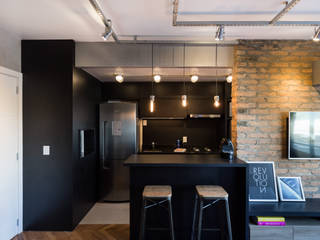 Apartamento Soho, K+S arquitetos associados K+S arquitetos associados Endüstriyel Mutfak