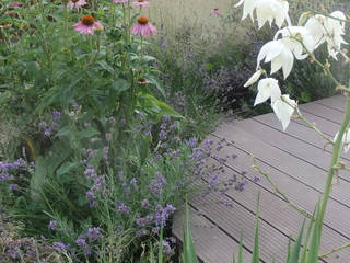 Family garden , Magical Garden Magical Garden Landelijke tuinen