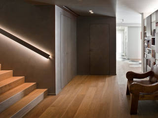 Residenza Privata a Trento, iarchitects iarchitects Modern Corridor, Hallway and Staircase