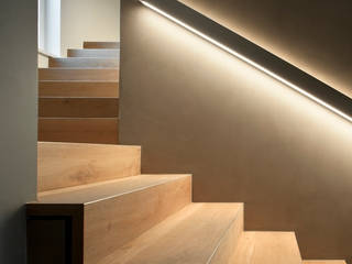 Residenza Privata a Trento, iarchitects iarchitects Modern corridor, hallway & stairs