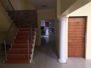 Client in Centurion, Nozipho Construction Nozipho Construction Modern corridor, hallway & stairs