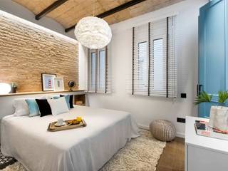 Urban beach home, Egue y Seta Egue y Seta Mediterranean style bedroom