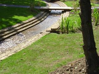 The Old Mill (Yorks), Charlesworth Design Charlesworth Design Rustic style garden